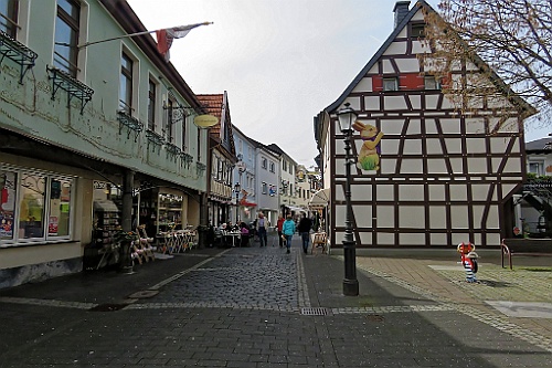 BadNeu (28)